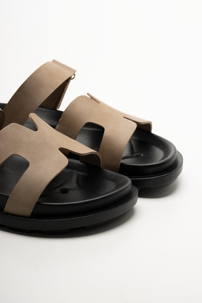 Mule Sandals Natural (2)