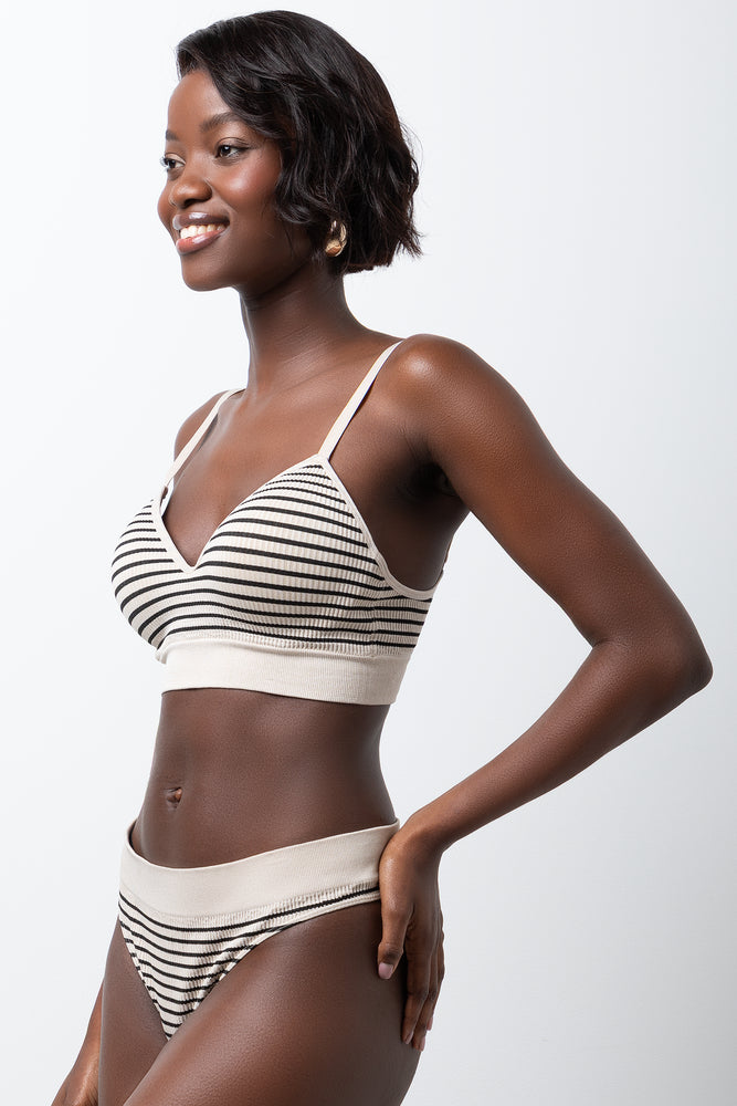 Seamfree Bralette Natural (1)