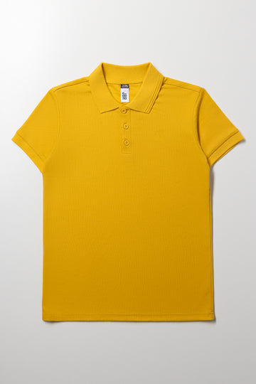 Golfer Yellow