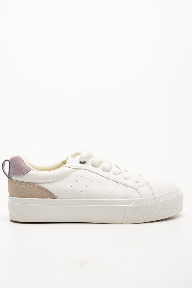 Sneakers White
