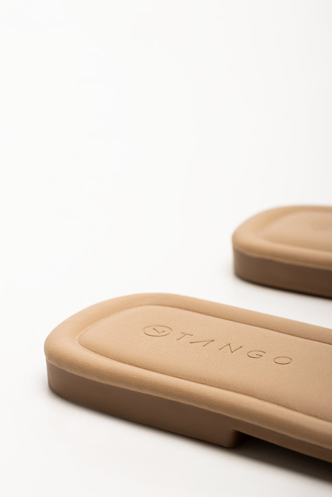 Puffy Linked Mule Sandals Gold (3)