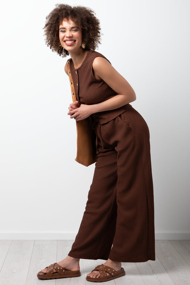 Sleeveless Bubble Knit Vest Brown