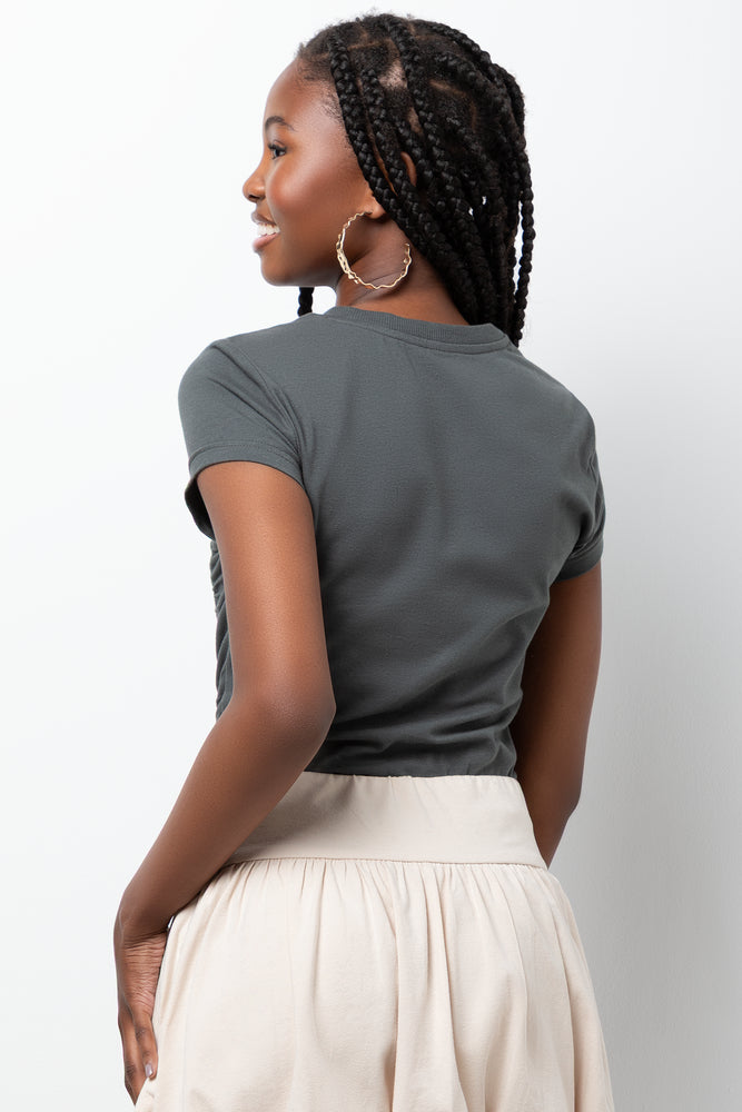 Side Ruched Baby Tee Fatigue (2)