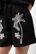 Embroidered Shorts Black (3)