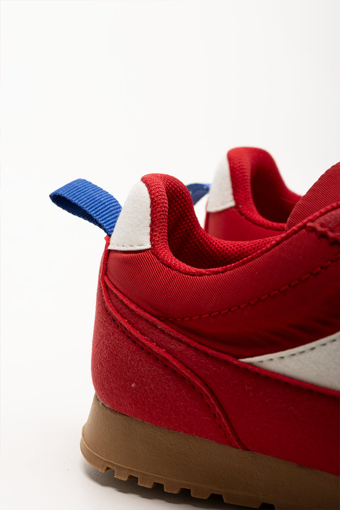 Retro Trainers Red (3)