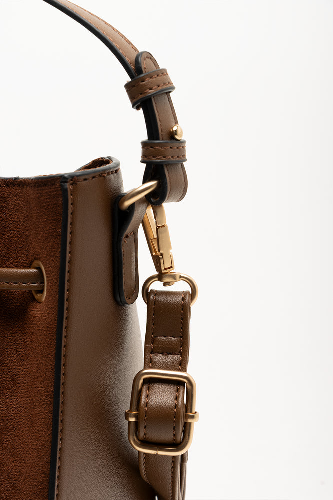 Bucket Bag Tan (4)