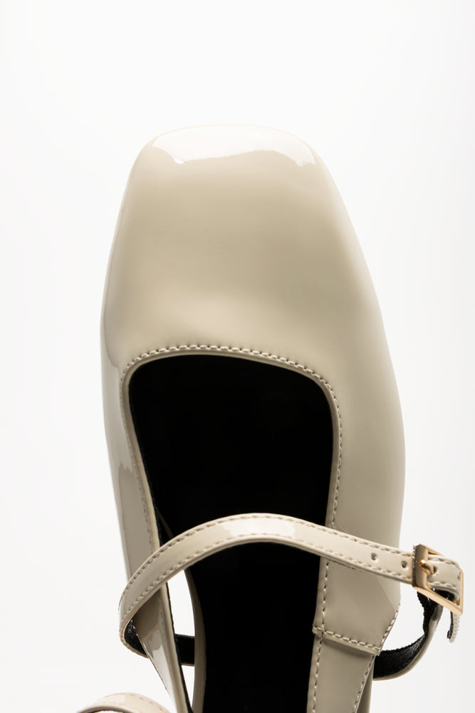 Ankle Strap Mini Block Heels Cream (4)