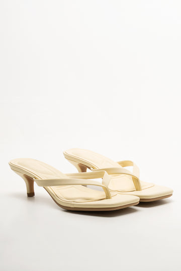 Thong Heels Yellow