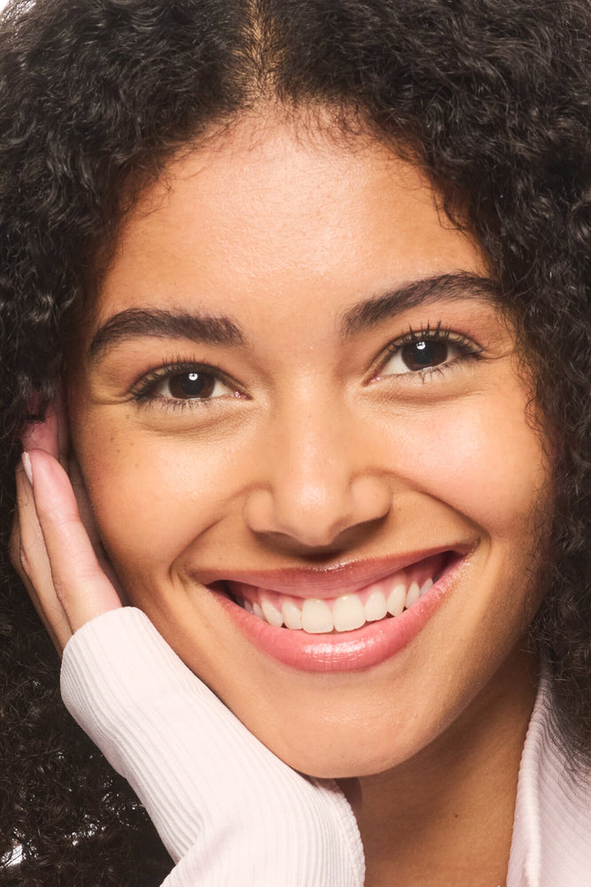 Essence Foundation Stick 201 (3)