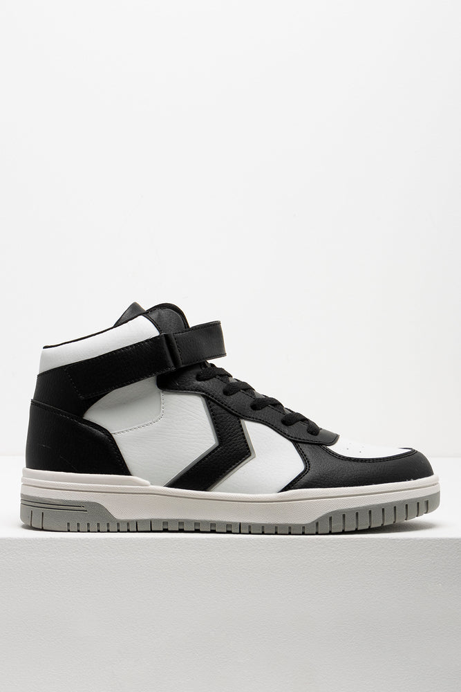 Hight Top Sneakers Black And White