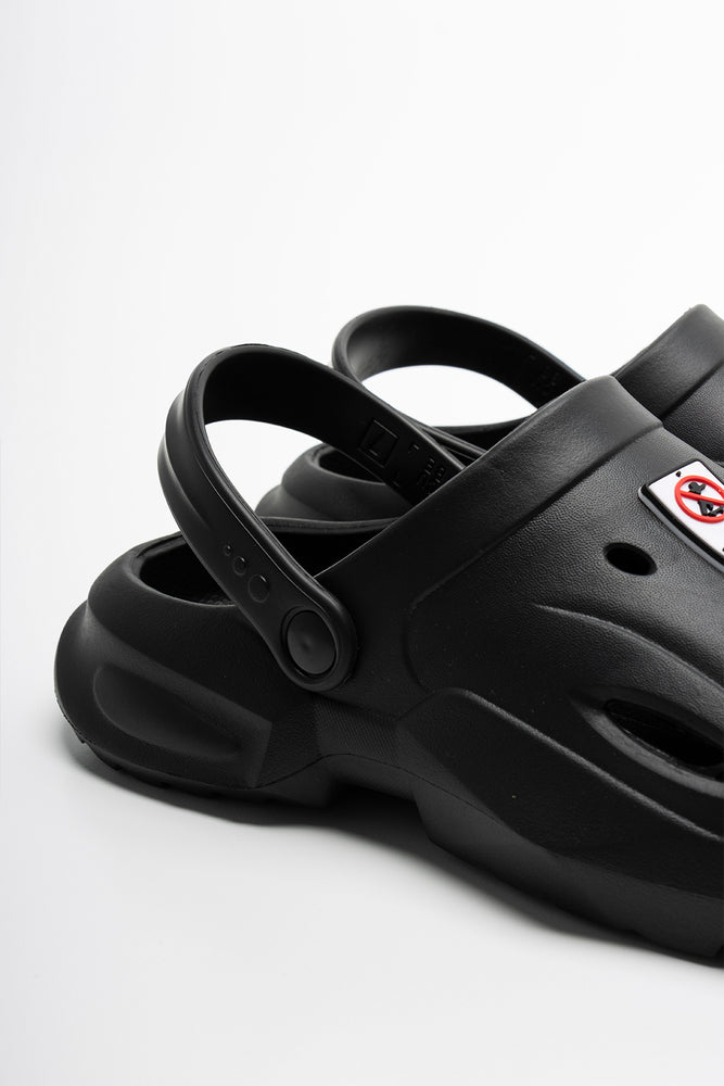 Charms Clog Black (3)
