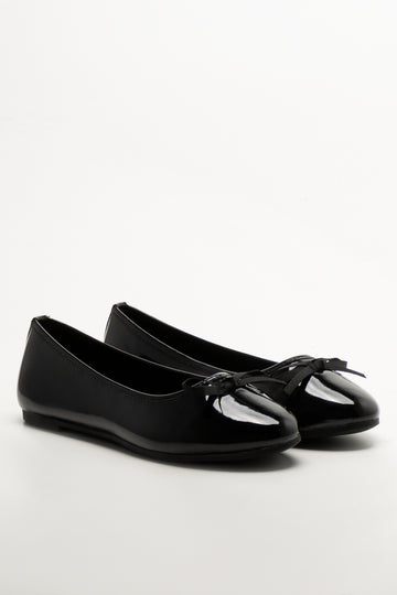 Patent Almond Toe Pump Black
