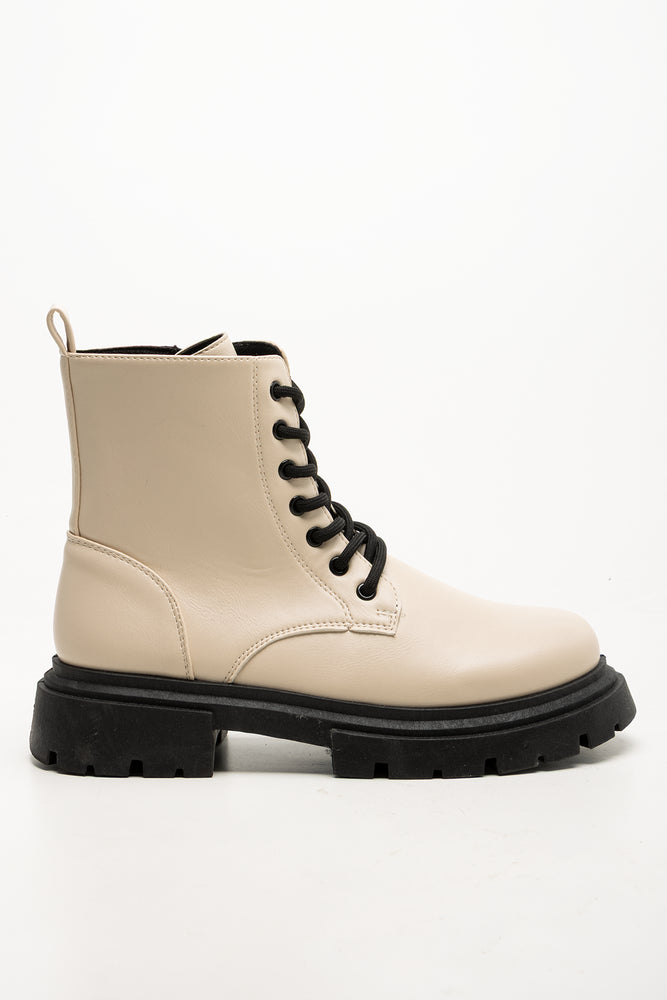 Lace Up Boots Natural