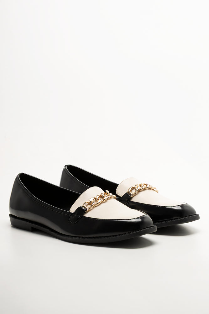 Loafers Black And White