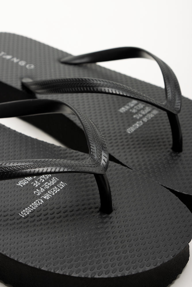 Platform Flip Flops Black (2)