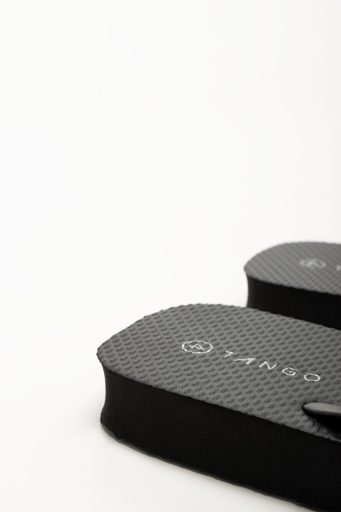 Platform Flip Flops Black (3)