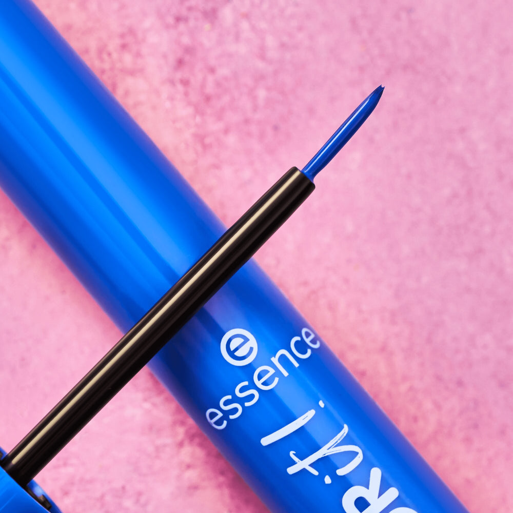 Essence Colour It Liquid Eyeliner 01 (3)