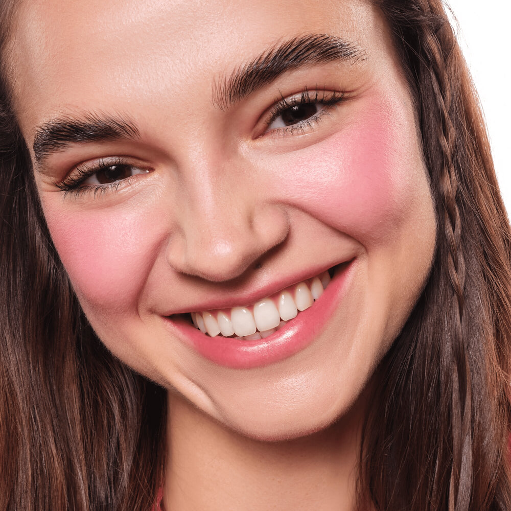 Essence Soft Touch Bouncy Blush 20 (1)