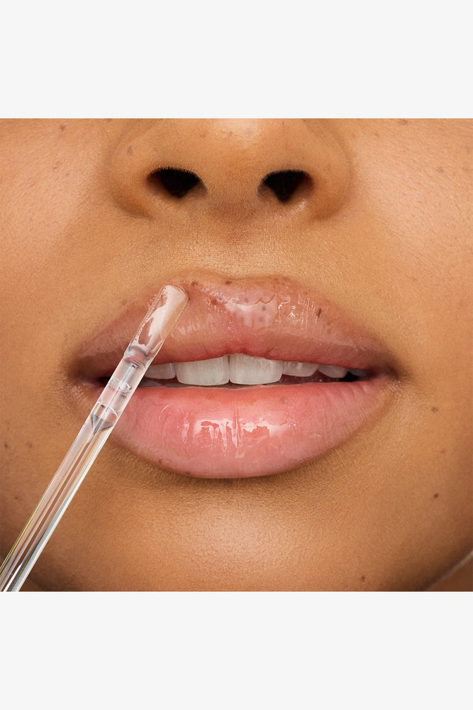 What The Fake! Glass Shine Plumping Lip Filler (1)
