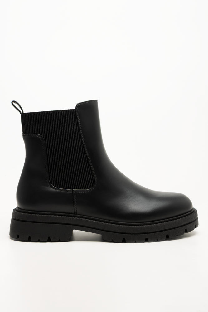 Chunky Chelsea Boots Black (1)