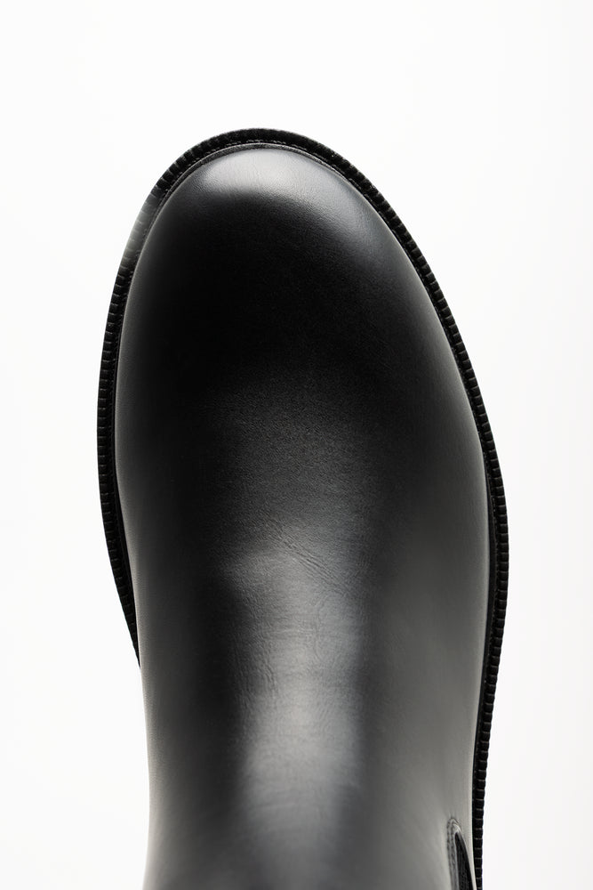 Chunky Chelsea Boots Black (4)