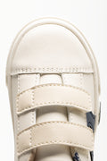 Smile Badge Sneakers White (4)