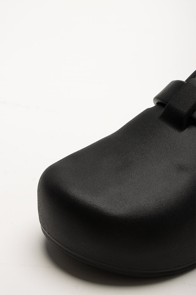 Clogs Black (2)