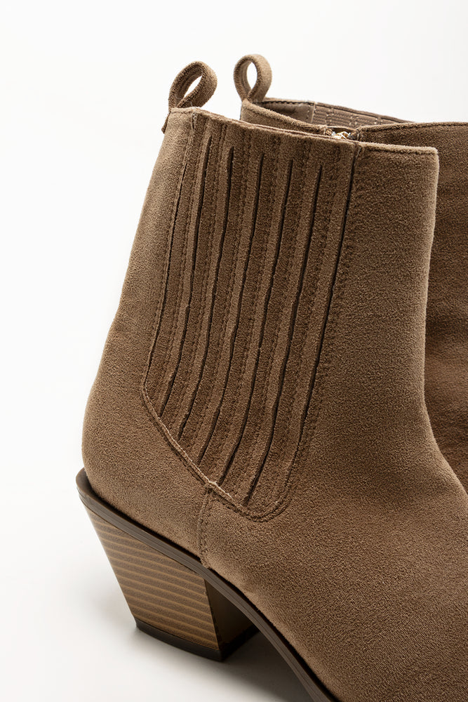 Western Ankle Boot Brown (3)