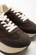 Trainers Brown (2)