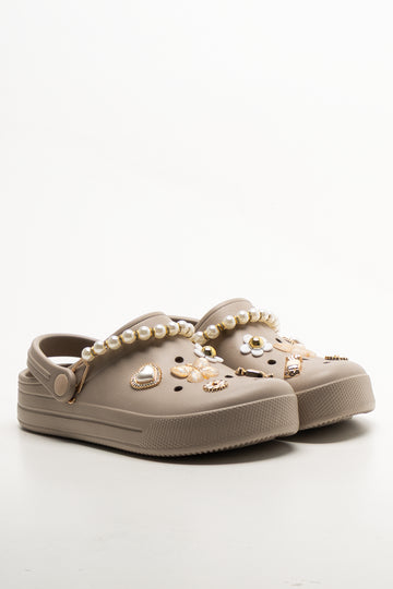 Pearl Clogs Natural