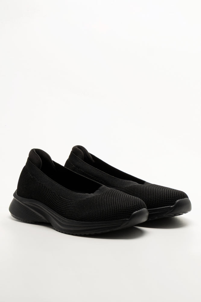 Knit Pump Trainers Black
