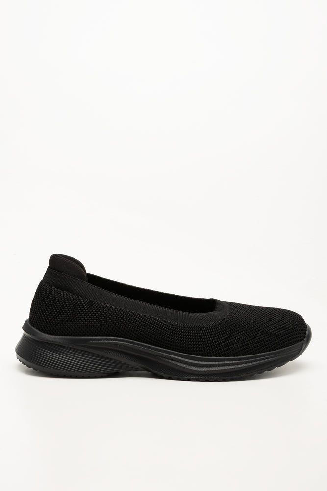 Knit Pump Trainers Black (1)