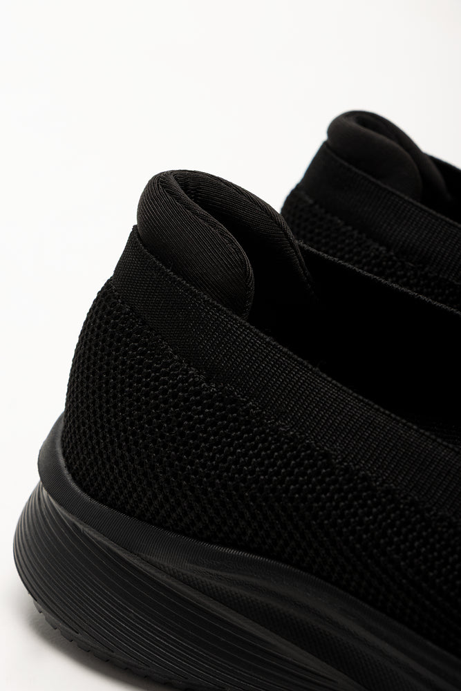 Knit Pump Trainers Black (3)