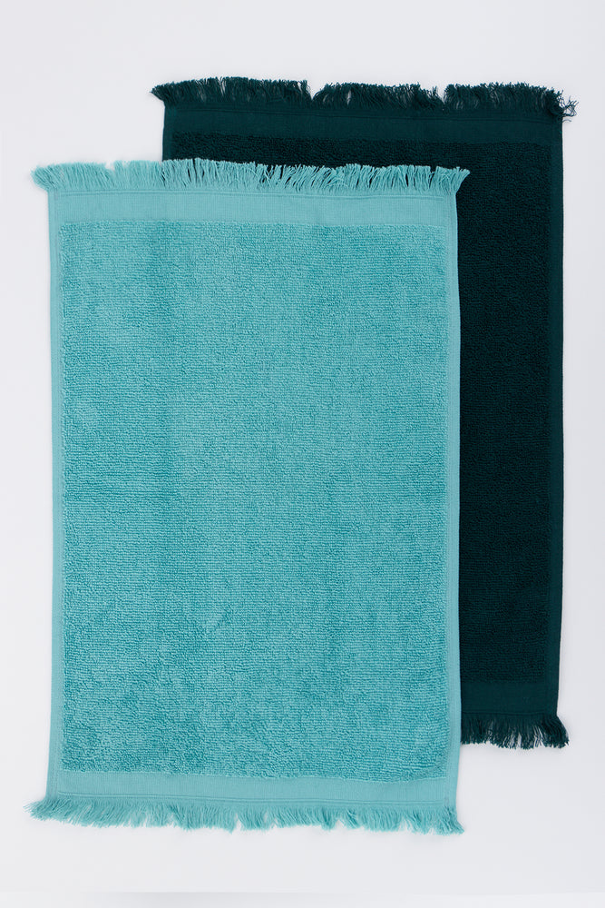 2 Pack Fringed Guest Towels (1)