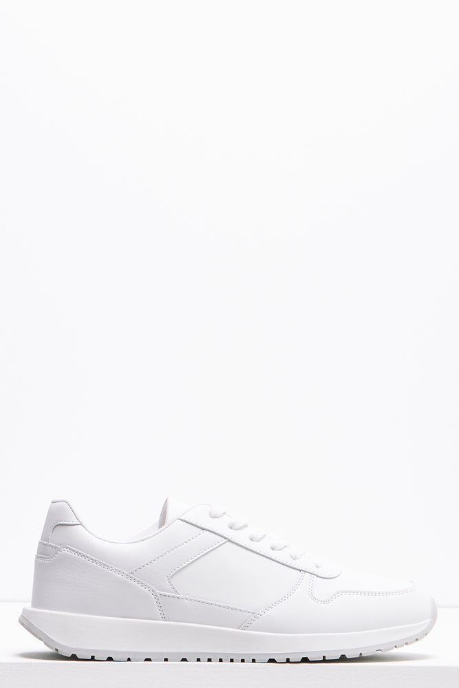 Trainers White
