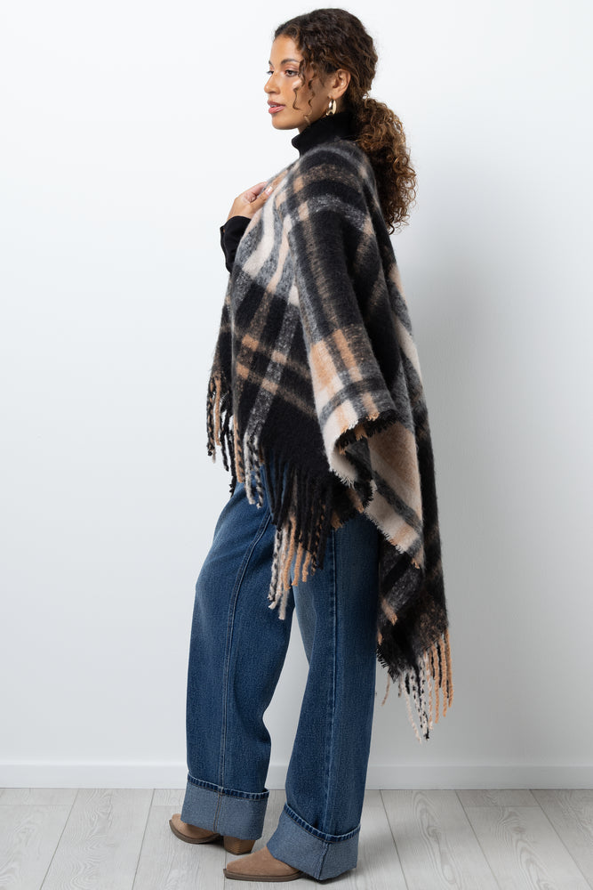 Check Knit Poncho Multicolour (1)