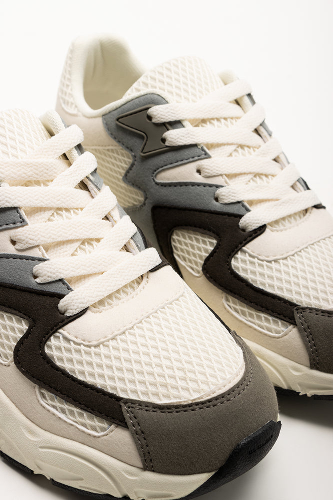 Chunky Rugged Trainer (2)