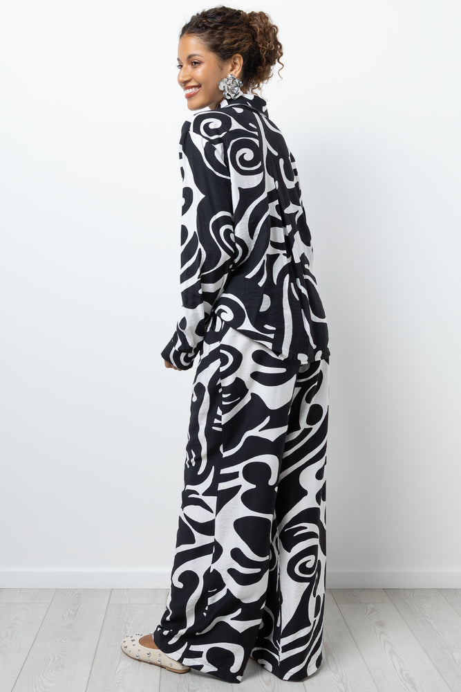 Crinkle Pants Black And White | Co-Ord Sets | Ackermans