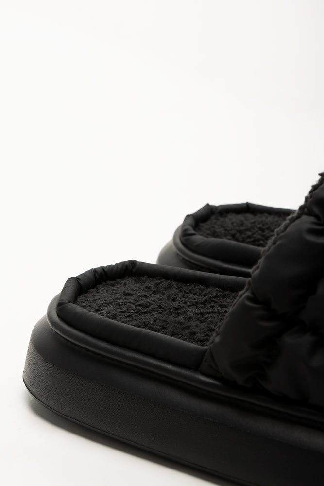 Quilted Mule Black (3)