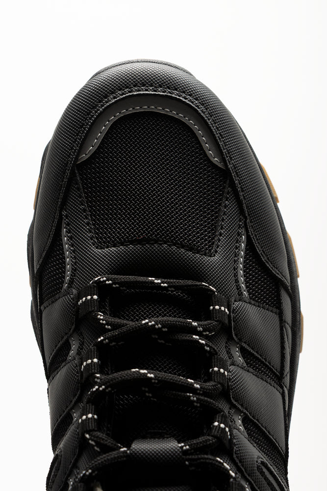 Sporty Outdoor Trainers Black (4)