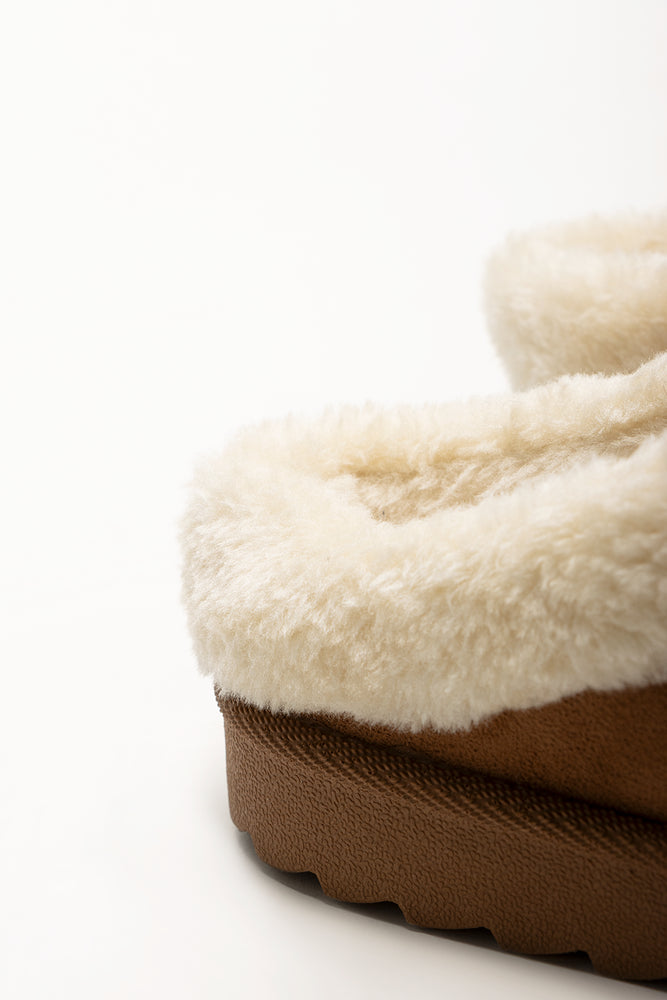 Slippers Tan (3)