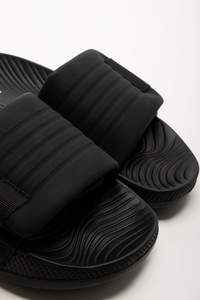 Slides Black (2)