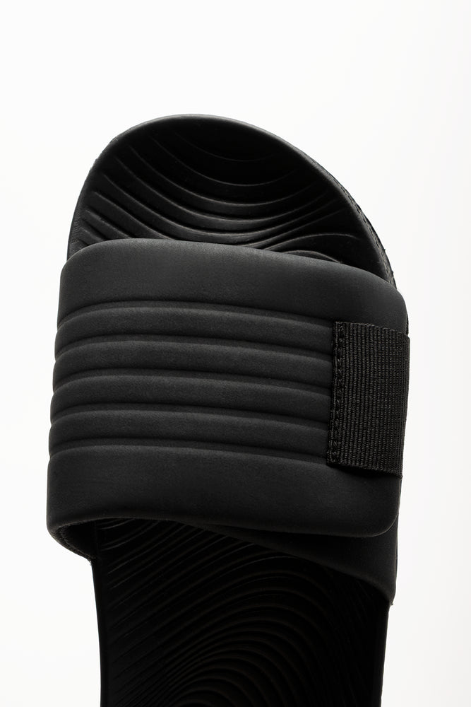 Slides Black (4)