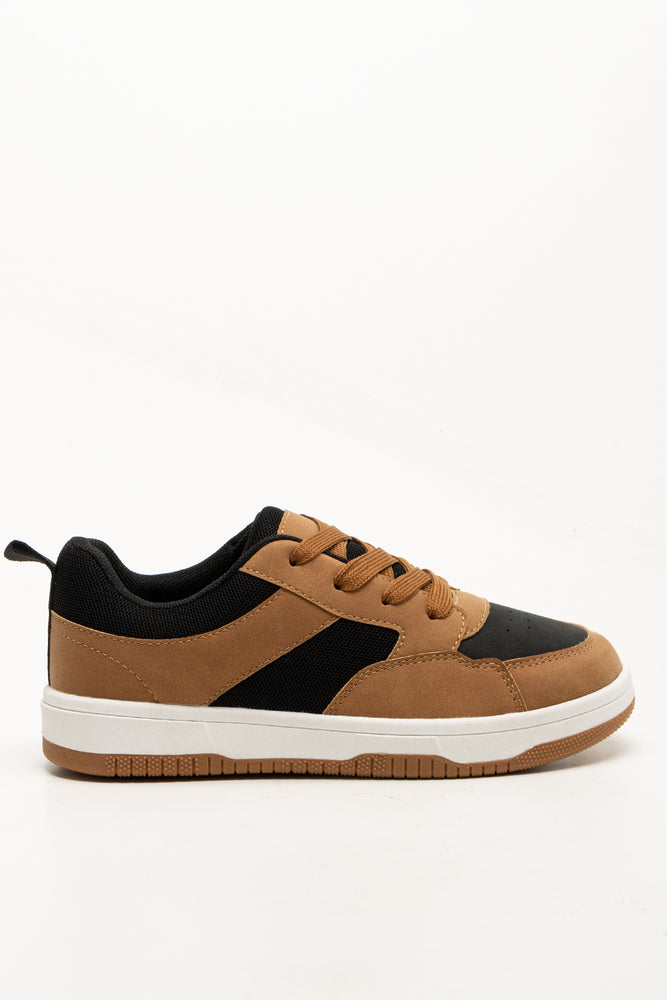 Skate Lace Up Sneakers Tan