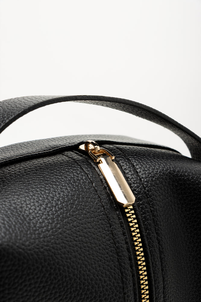 Toiletry Bag Black (3)