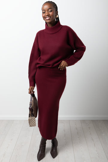 Column Skirt Burgundy