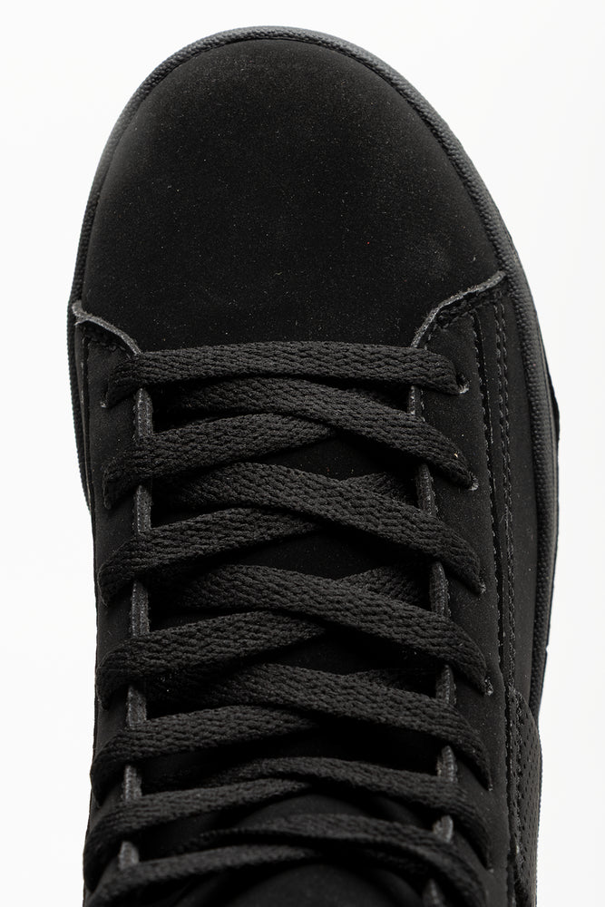 Skate High Top Sneakers Black (4)