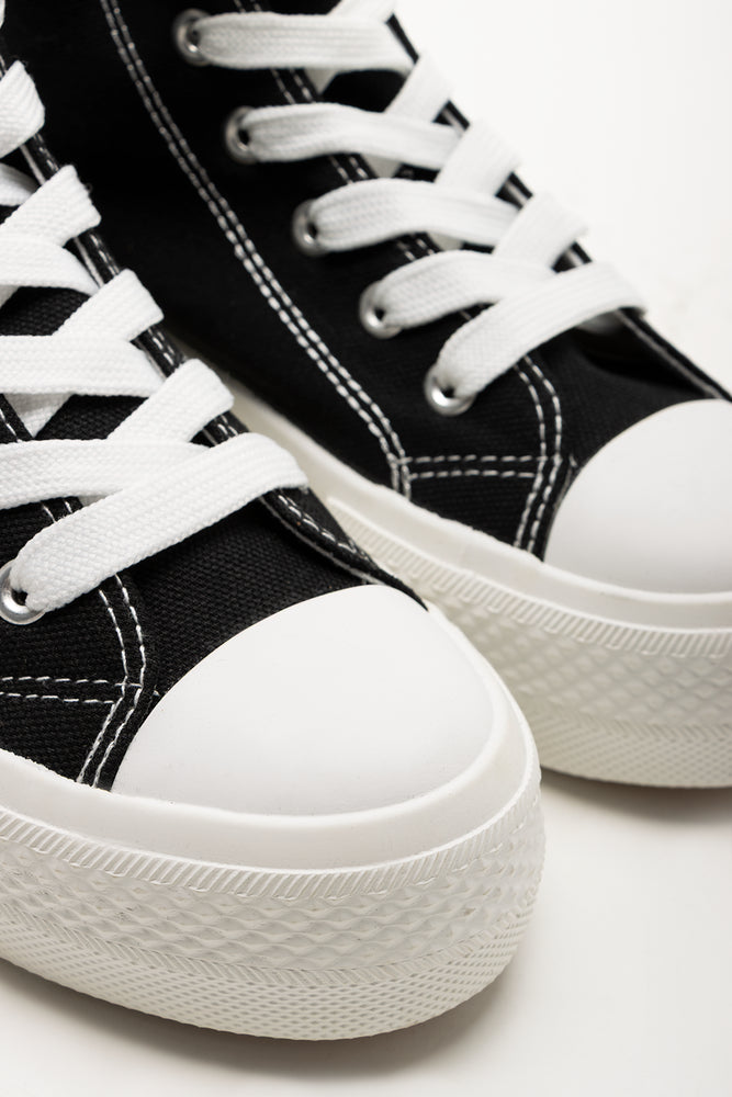 High Top Skate Sneakers Black (2)