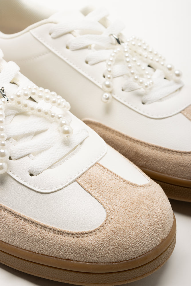 Pearl Charm Sneakers White (2)