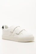 White Sneakers (1)